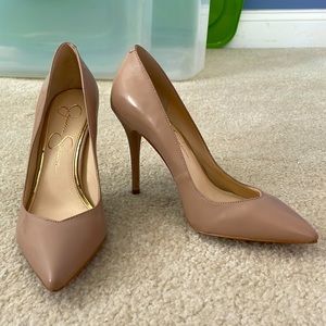 Nude Jessica Simpson heels **ANY 3 SHOES GET 3 for $30!!